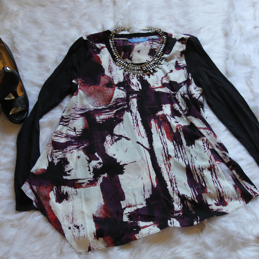 Kohl’s Vera Wang handkerchief hem long sleeve top